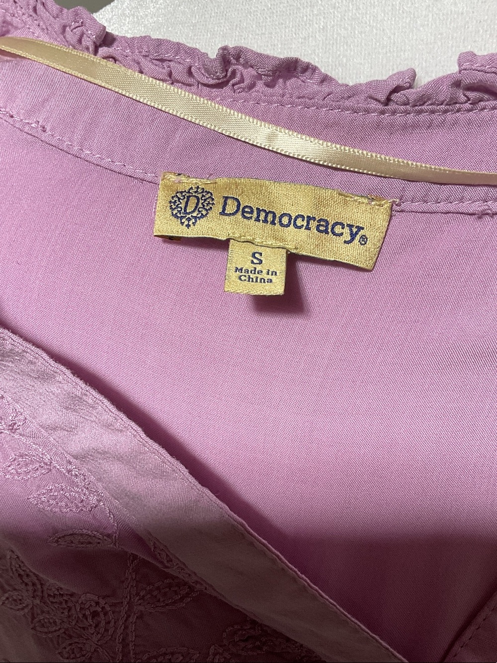 Democracy Embroidered Blouse - Picture 8 of 9